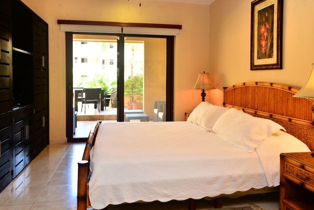 El Faro Condos by Your Best Getaway Superior Condo, Balcony, Partial Ocean View (EF 106) 20