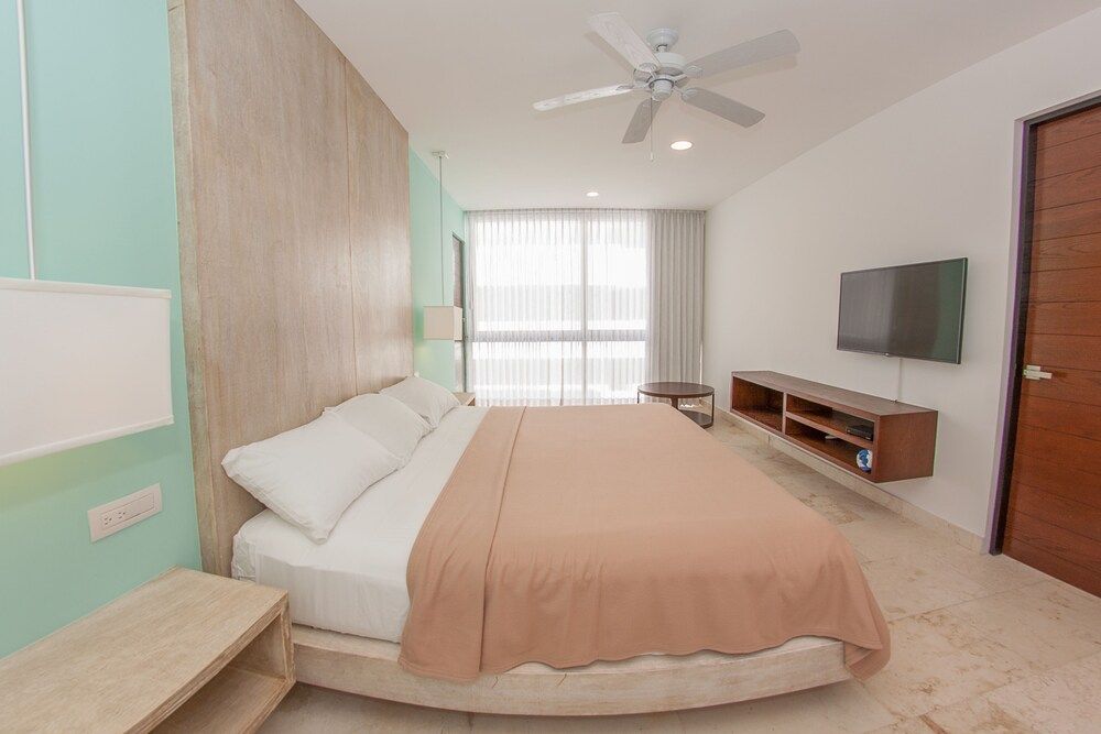 undefined Anah Downtown DT 303 9