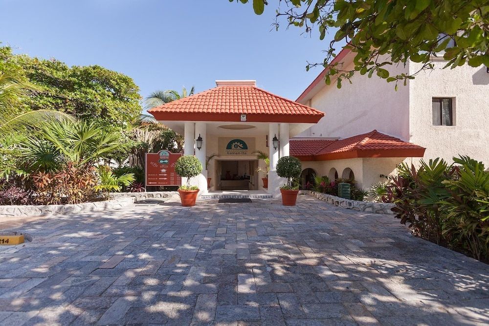 undefined Xaman Ha 7204 4