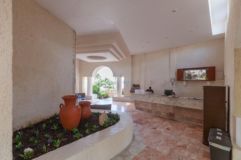 undefined Xaman Ha 7204