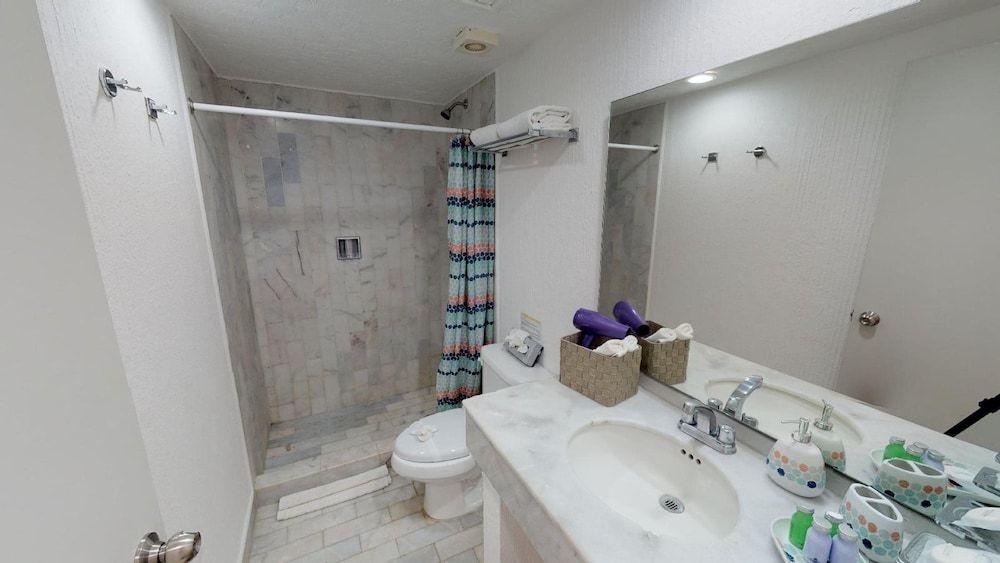 undefined Xaman Ha 7109 10