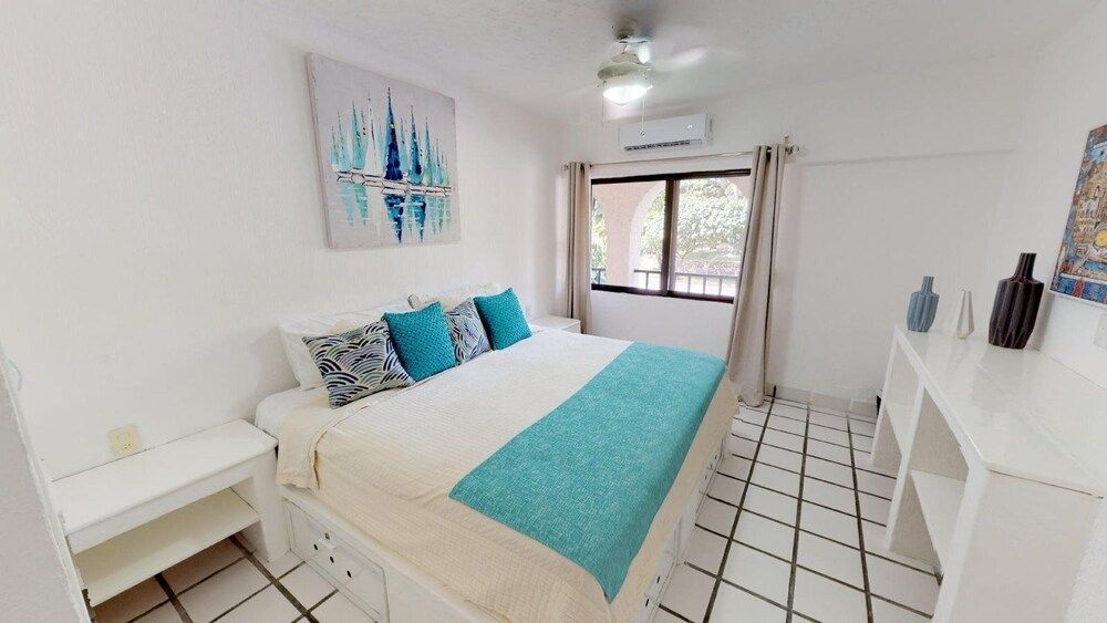 undefined Xaman Ha 7109 5