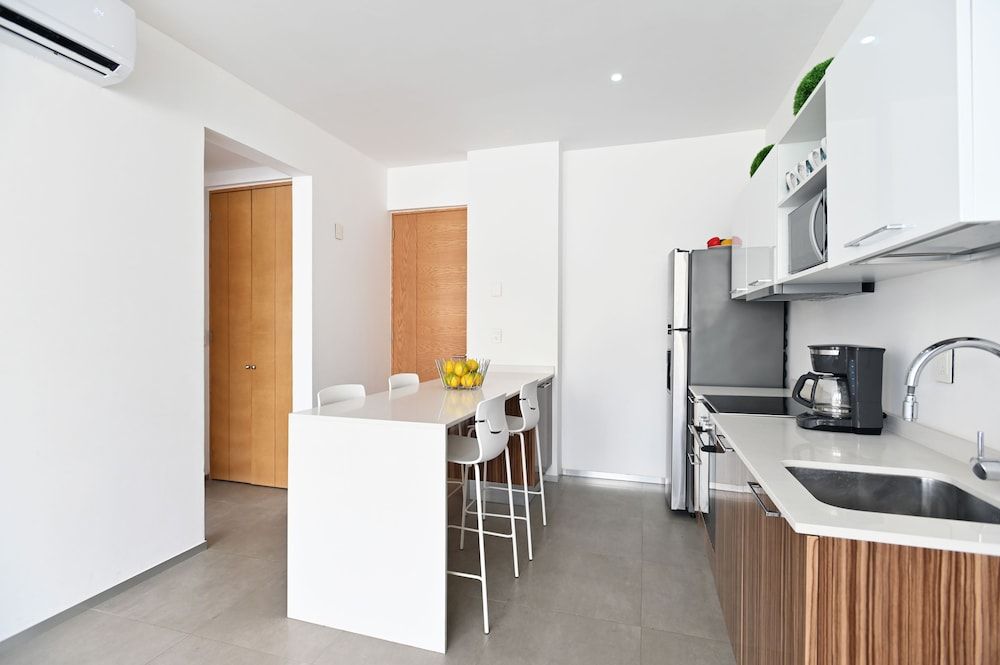 undefined The City 1 BD 9