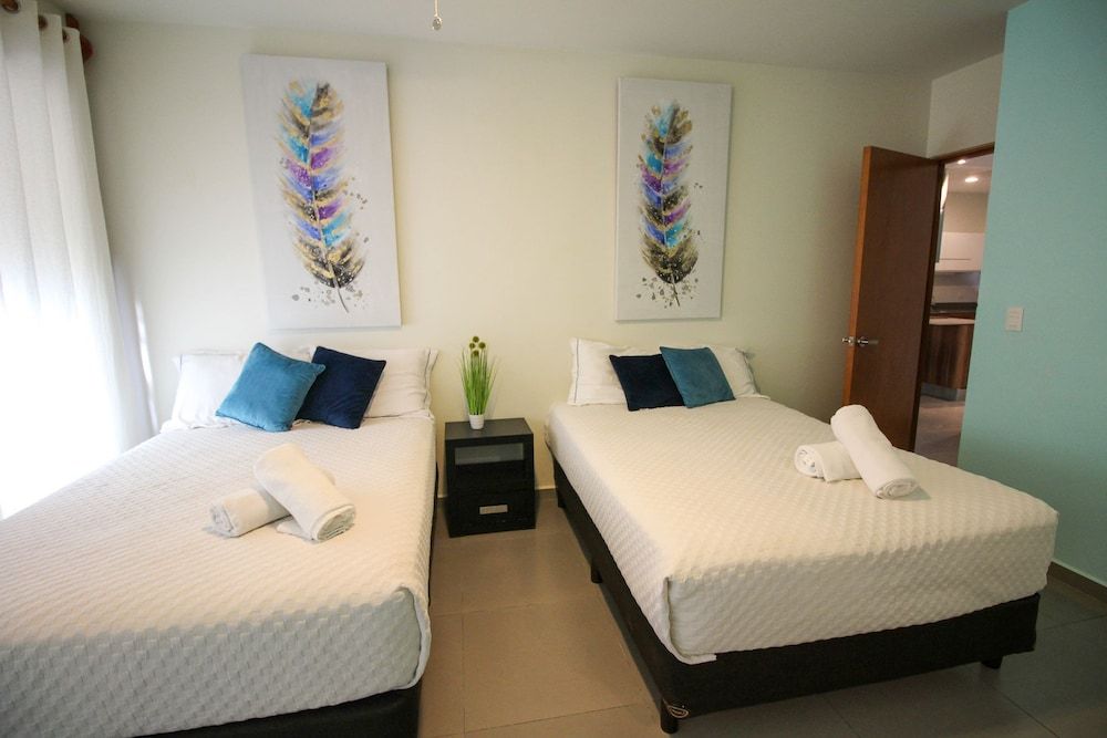 undefined Lunada 103 7