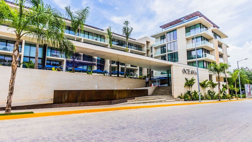 undefined Oceana Beachside Condo 3