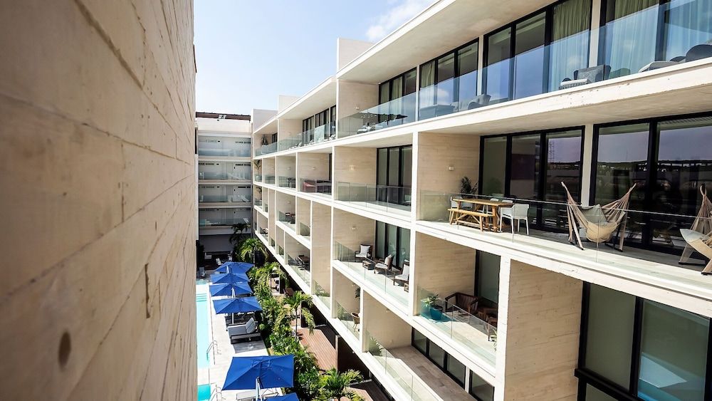 undefined Oceana Beachside Condo 7