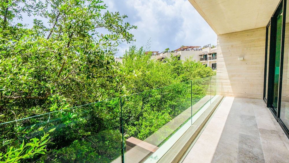 Oceana Beachside Condo Grand Apartment, 3 Bedrooms 8