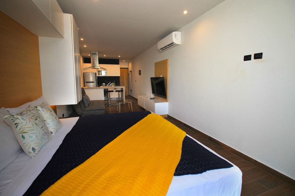 Premium Loft