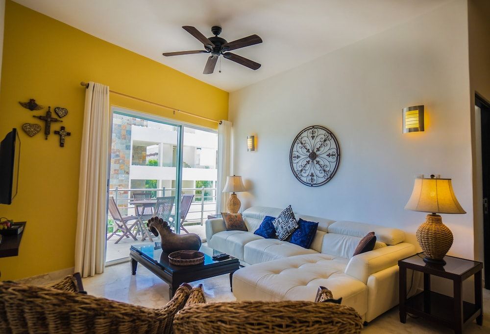 undefined La Vista Condo Beachside 2