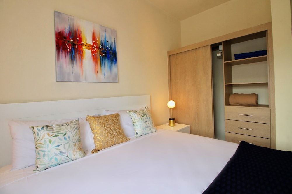 Selvanova by Select Comfort Apartment, 3 Bedrooms 16