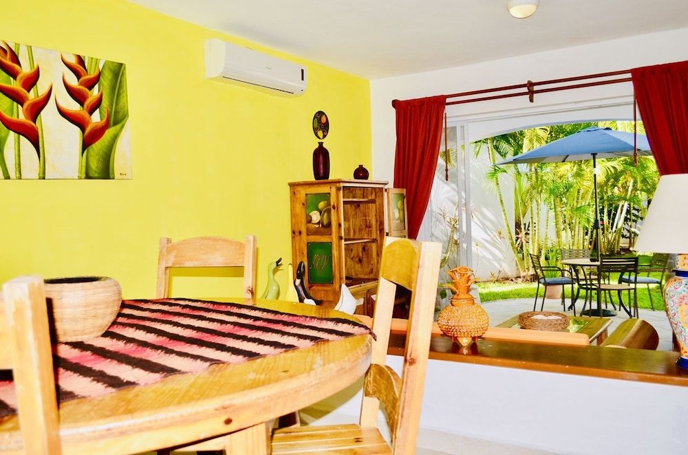 Room-deluxe Family Budget Balcony Room w Room, 2 Bedrooms, Balcony, Garden View 27