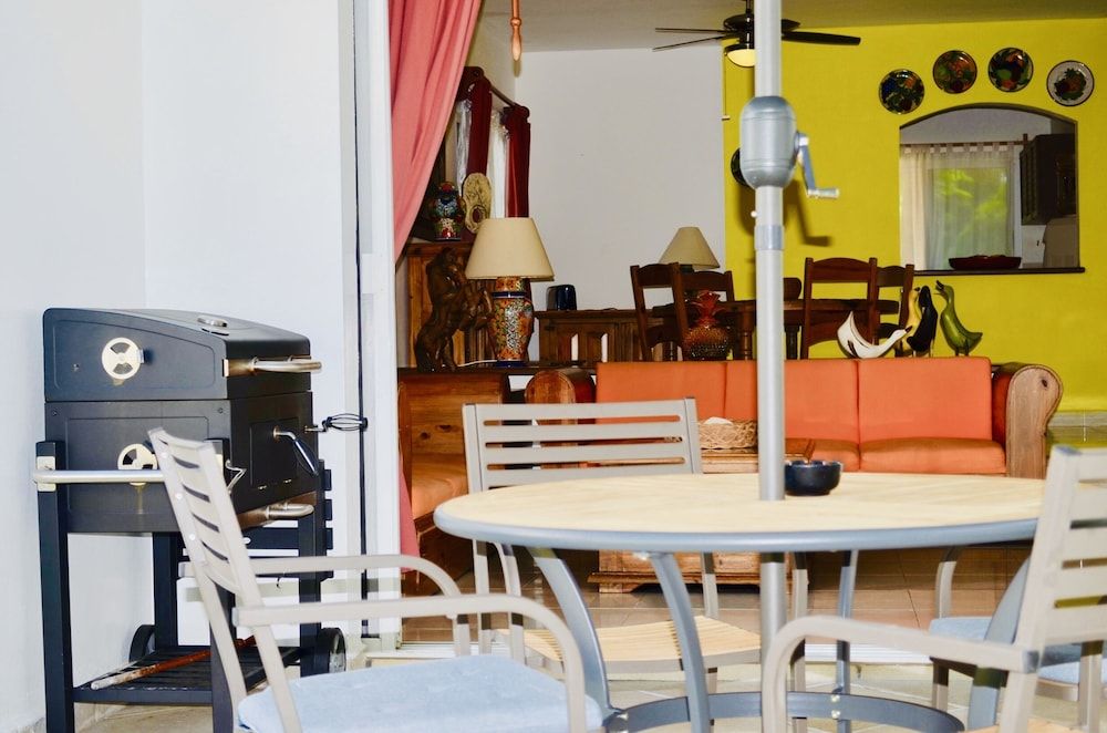 undefined Room in B&B - Superior Budget Room With Swimming Pool Air Conditioning and Parking 3