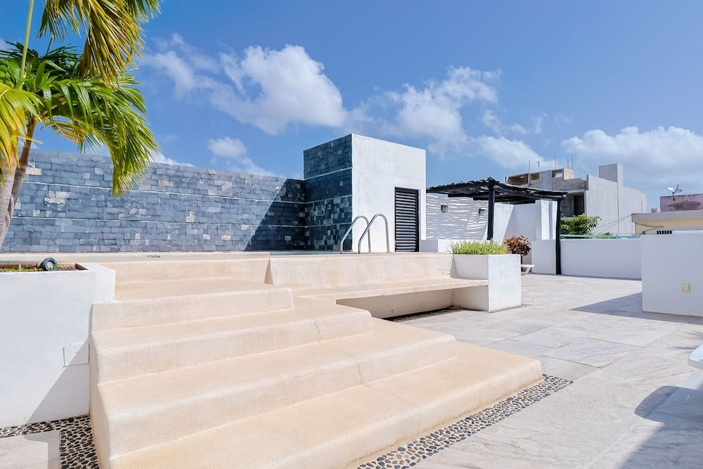 undefined Arkana 9 by Grupo Amber 7