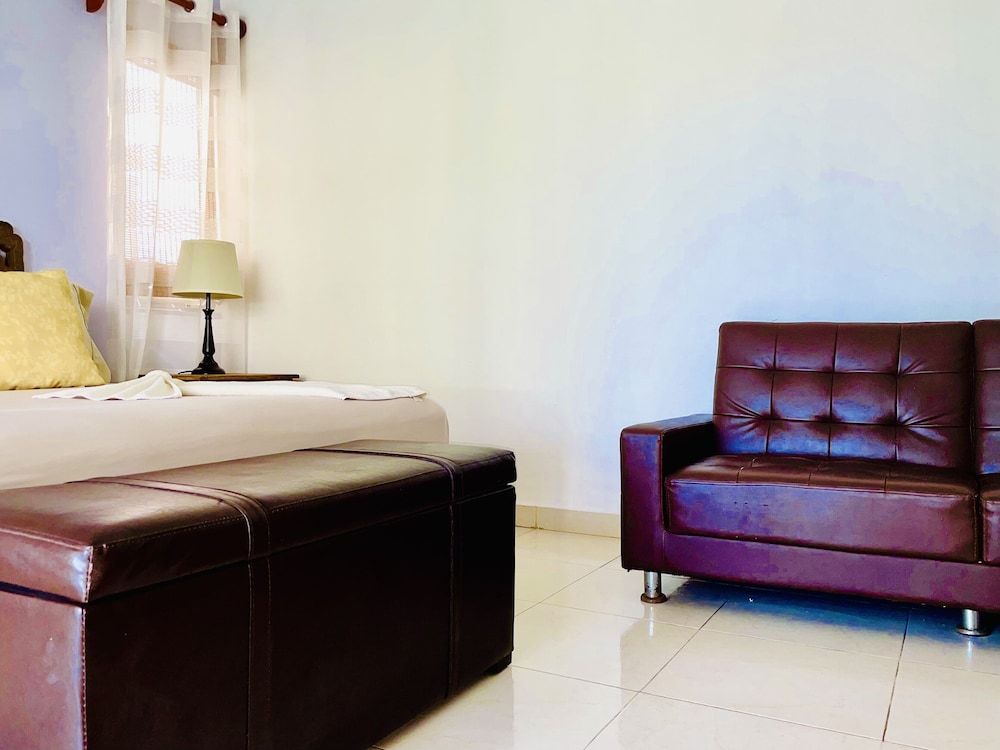undefined Room in B&B - Deluxe Jacuzzi Balcony Room With Swimming Pool Air Conditioning and Parking 6