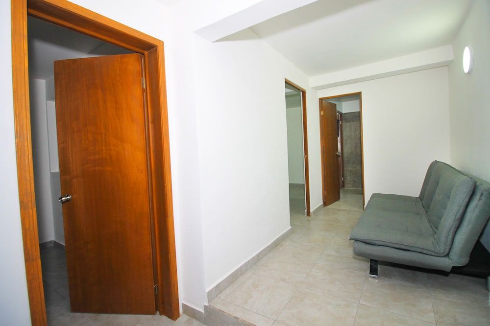 Blue Angel Comfort Cabin 7