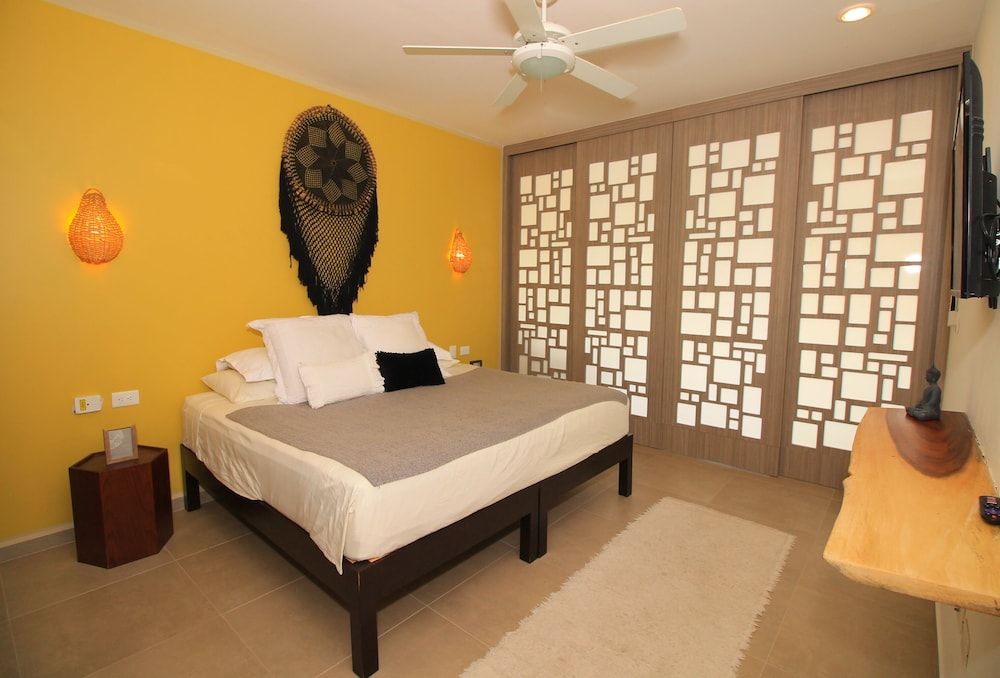 undefined Solea by Select 2