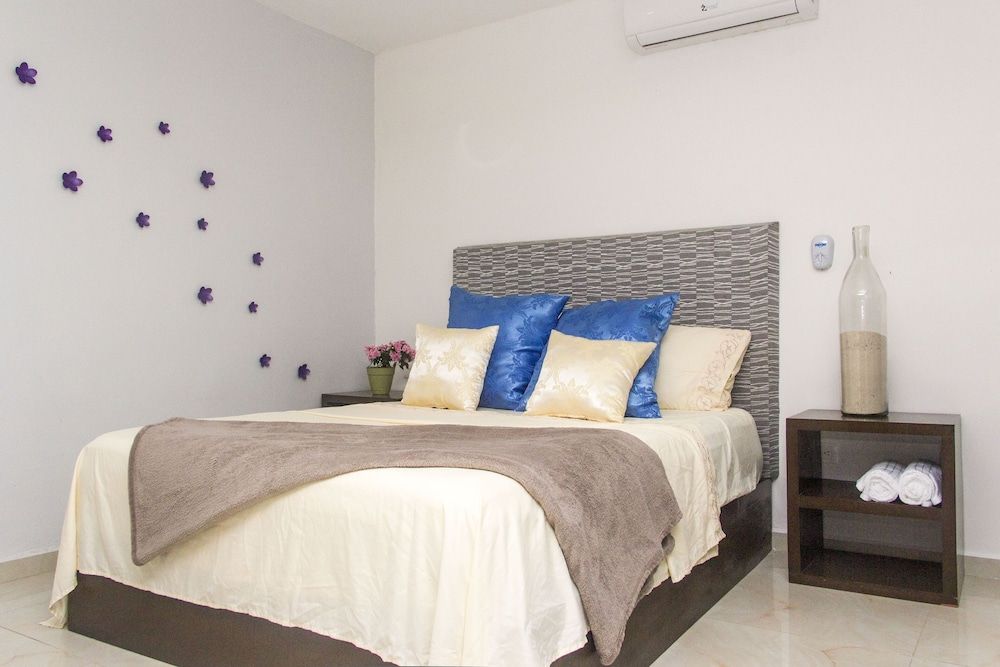 undefined Room in Condo - Condohotel 5th Avenue Basic Studio 8