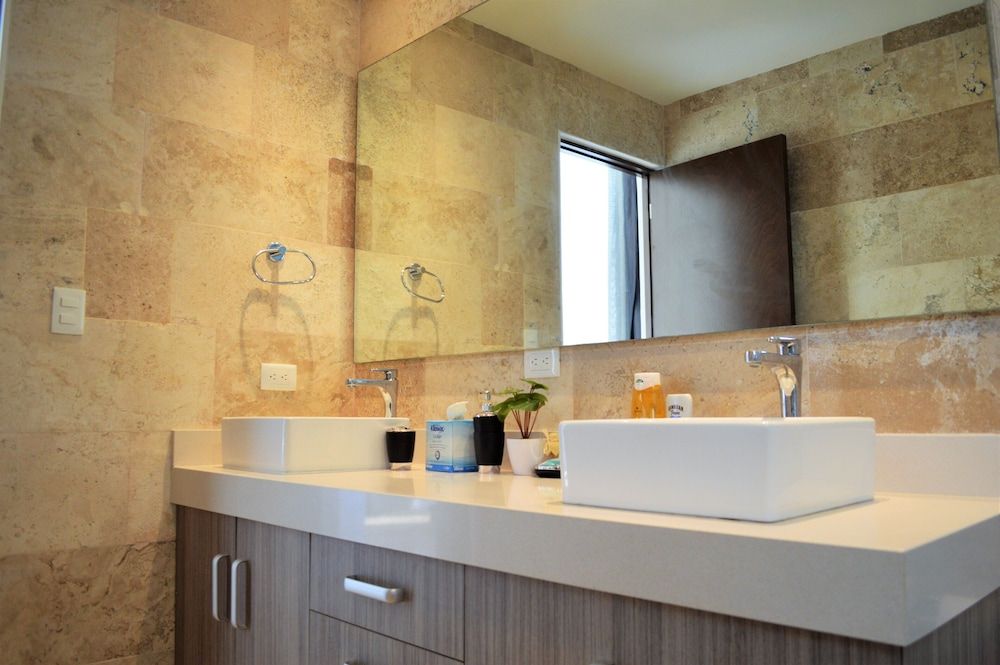 Pura Playa 501 by Riviera Rentals Deluxe Apartment 6