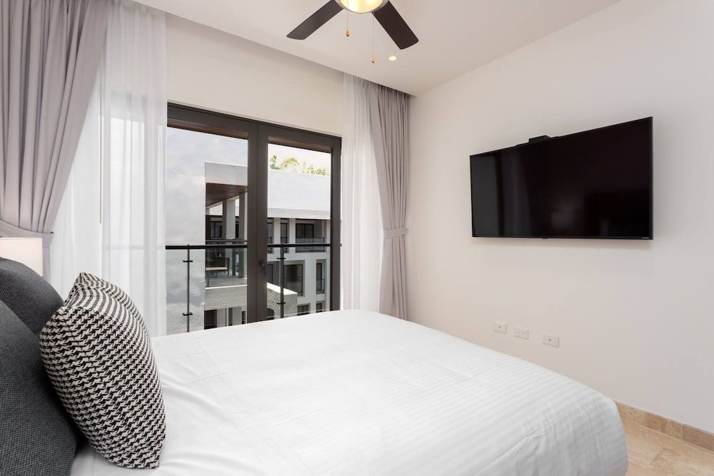 New Condo In Nice Vacation Complex - 5 People Condo, 2 Bedrooms, Balcony 6