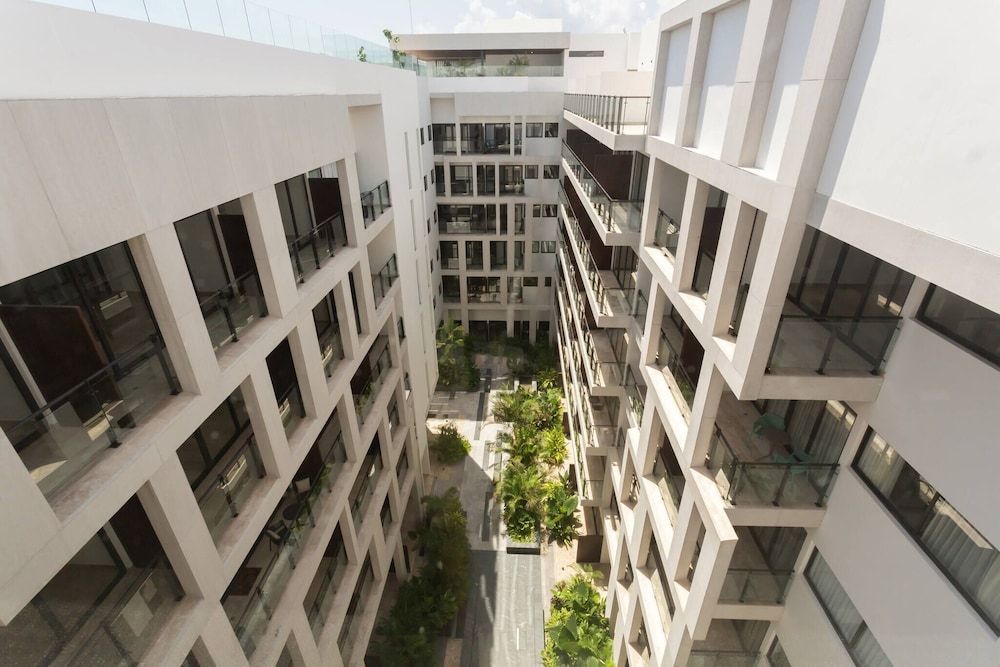 undefined New Condo In Nice Vacation Complex - 5 People 2