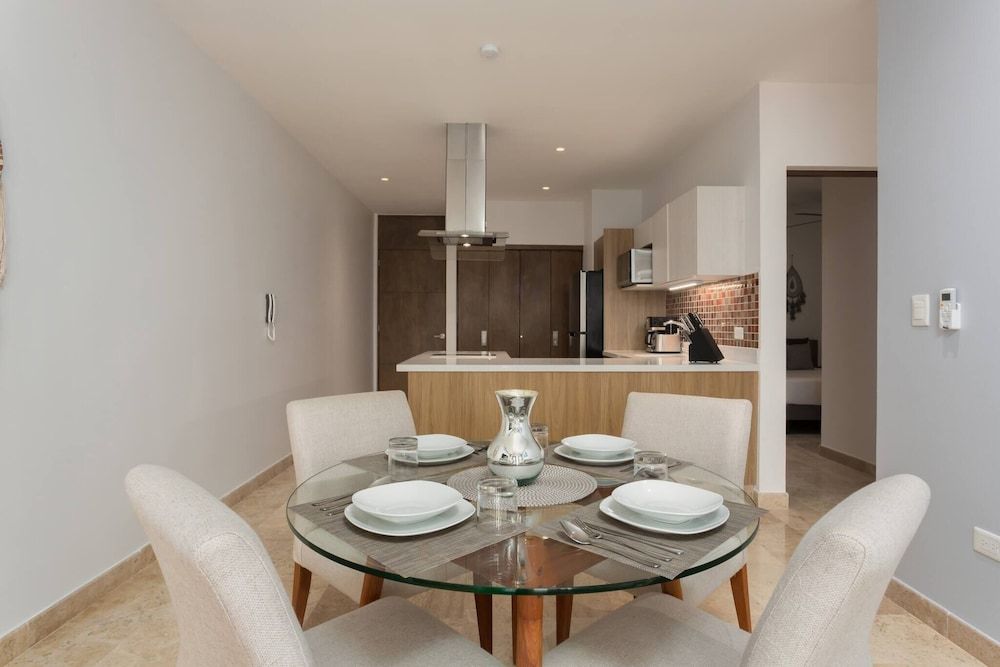 undefined New Condo In Nice Vacation Complex - 5 People 8