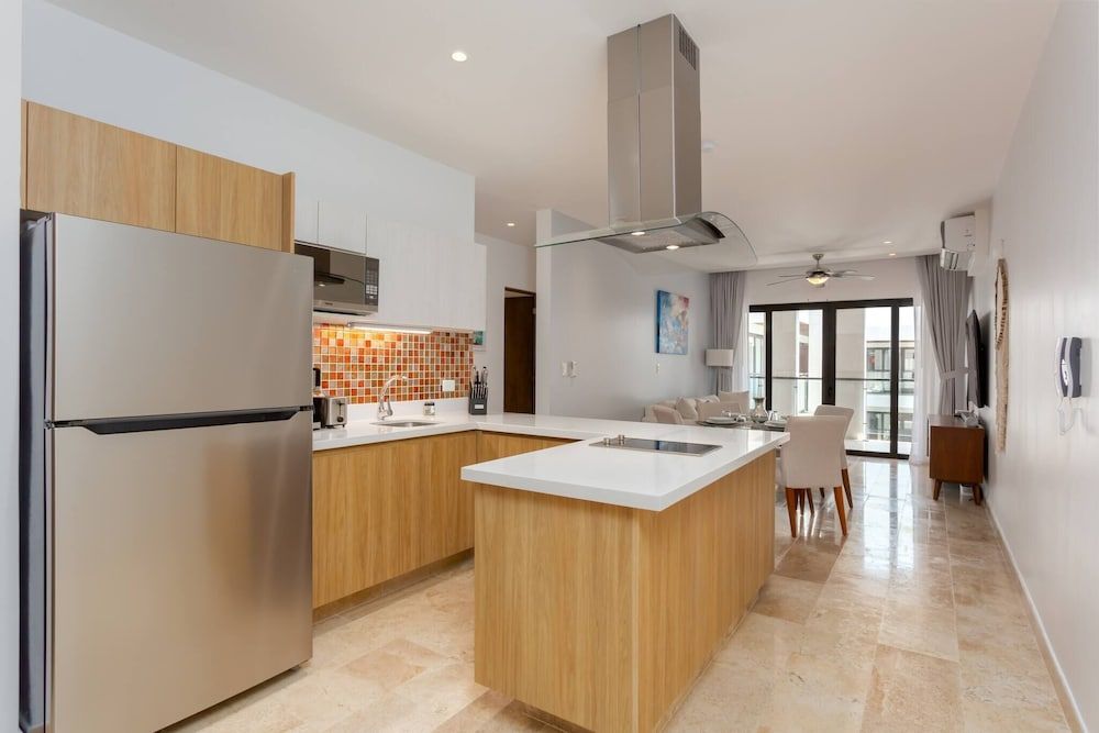 New Condo In Nice Vacation Complex - 5 People Condo, 2 Bedrooms, Balcony 12