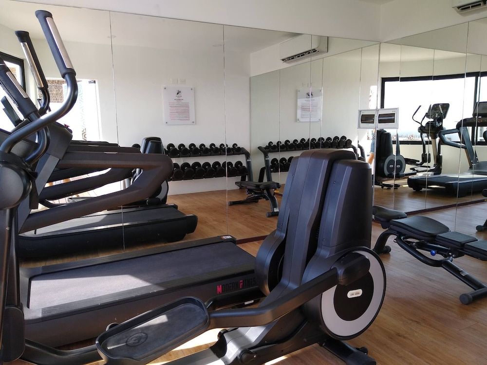 Luxurious Charming Studio-terrace With Pool-gym Apartment, 1 Bedroom, Accessible, Balcony 15