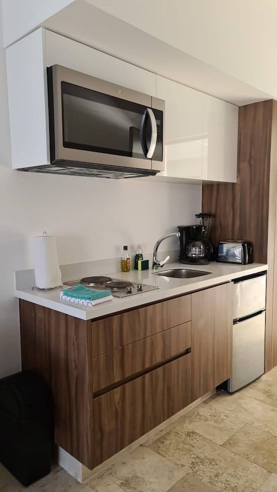 Luxurious Charming Studio-terrace With Pool-gym Apartment, 1 Bedroom, Accessible, Balcony 4