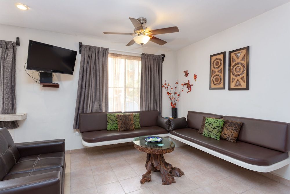 Great Location, High Speed Internet, Beach Club Apartment, 2 Bedrooms 25