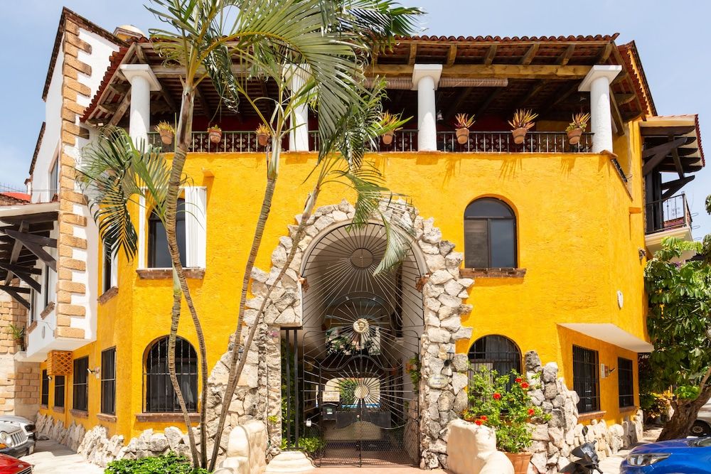 undefined Great Location, High Speed Internet, Beach Club 3