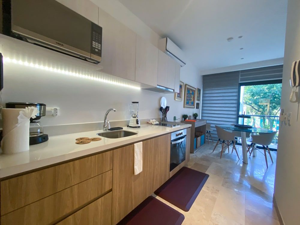 undefined Ipana B113 2