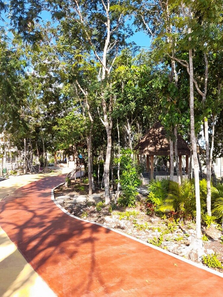 Fabulous Apartment Hoestel Lucerna! Apartment, 2 Bedrooms, Balcony, Garden View 24