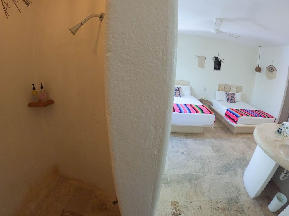 Rustik-inn Quadruple Room 14