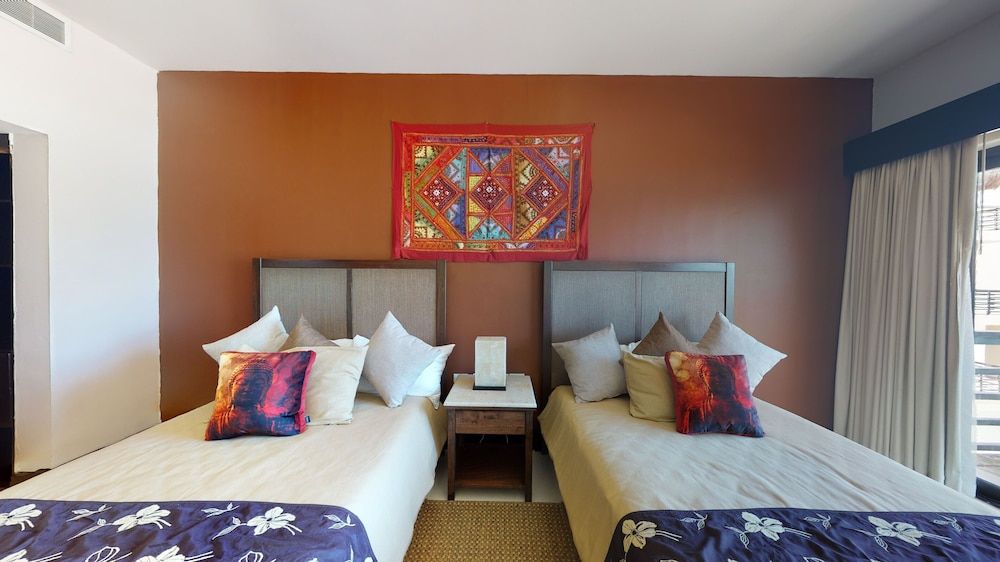 undefined Aldea Thai 221 By Lockey 8