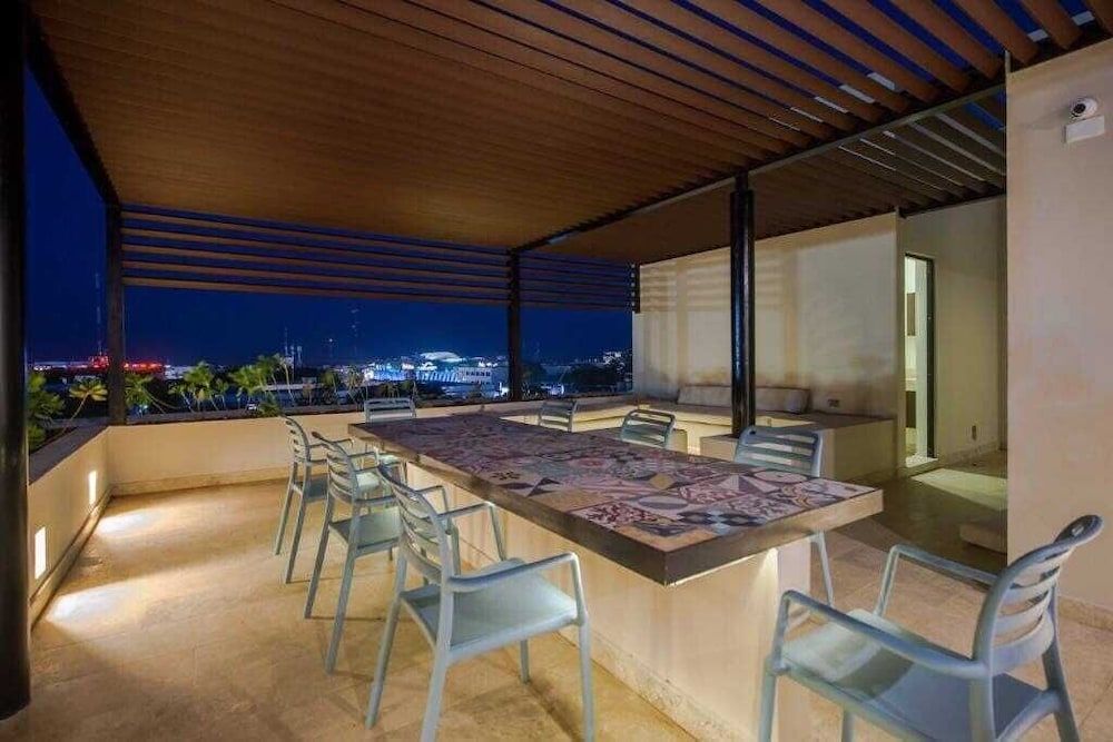 undefined APARTAMENTO LUJOSO PALMARES a mt 5ta Av. 3