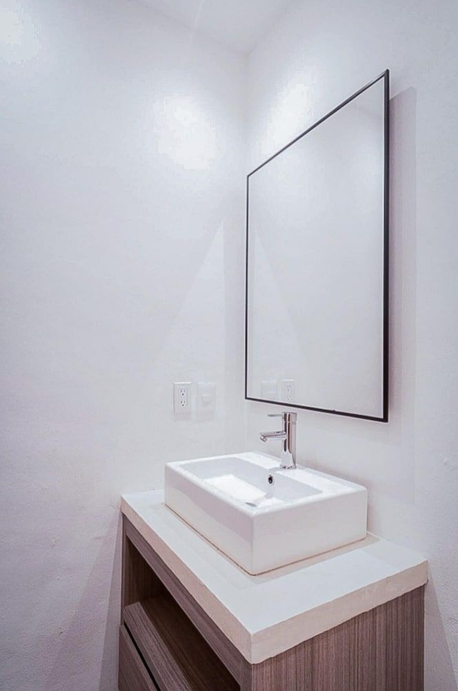 undefined Queen Studio PDC Oasis Pool Rooftop Lounge Walk to 5 Avenida Best Playa Beaches 7