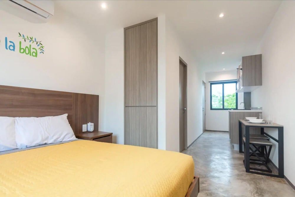 undefined Queen Studio PDC Oasis Pool Rooftop Lounge Walk to 5 Avenida Best Playa Beaches 6