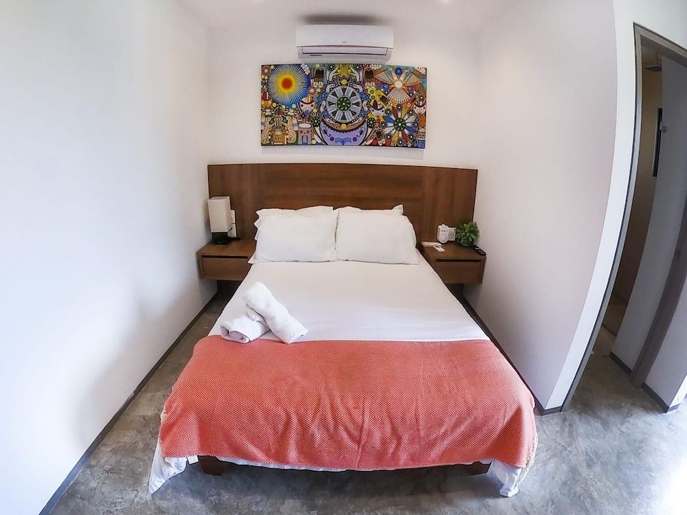 undefined El Peque o Private Condo Pool Rooftop Lounge 10