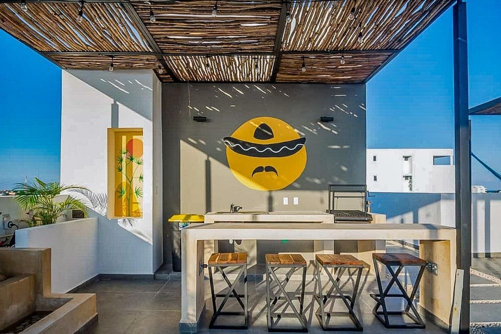 undefined El Peque o Private Condo Pool Rooftop Lounge 5