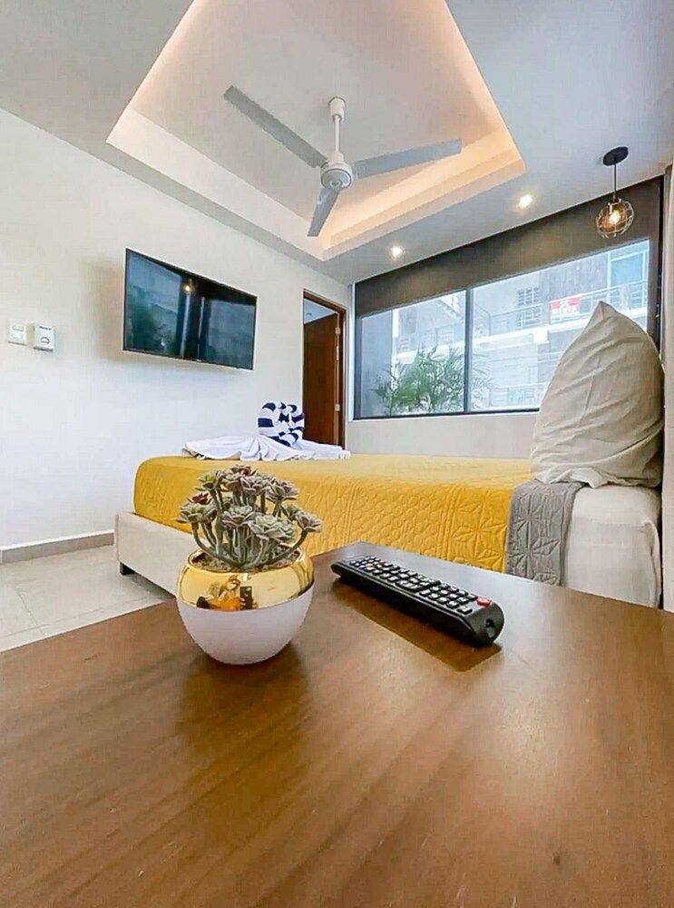 undefined El N Mada Rooftop Pool Peaceful but Close to It ALL Walk to Beaches 5 Avenida 6