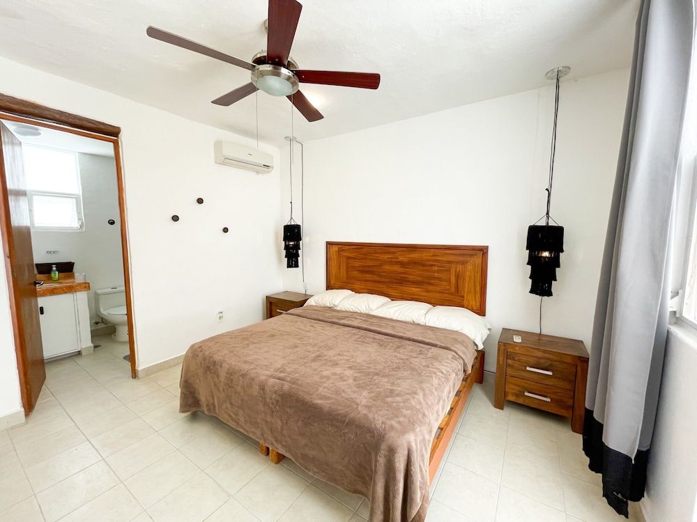 undefined Marvelous Las Palmas Apartments Pool 6