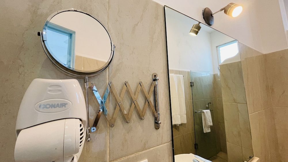 HOTEL WINDAY PLAYA DEL CARMEN Deluxe Room, 1 Queen Bed 10