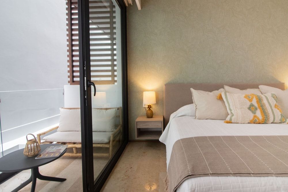 Perfect Place Family Room 10