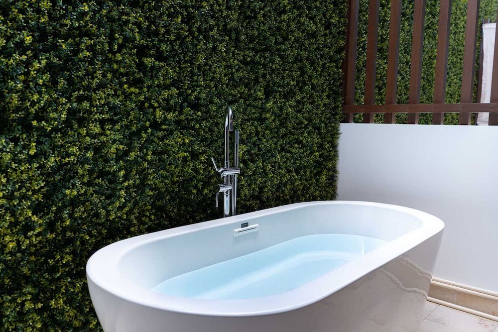 Perfect Place Deluxe Studio Suite 13