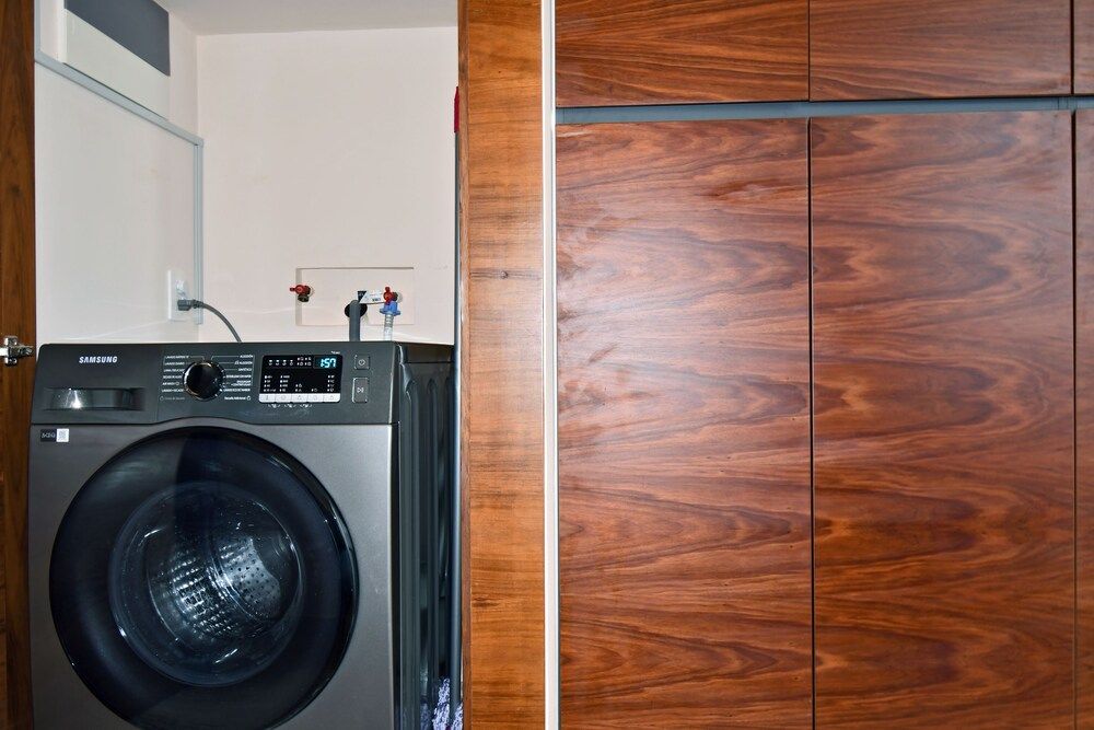 Ceren Luxury Apartments by Spot Rentals Deluxe Apartment, 1 Bedroom, Balcony 8