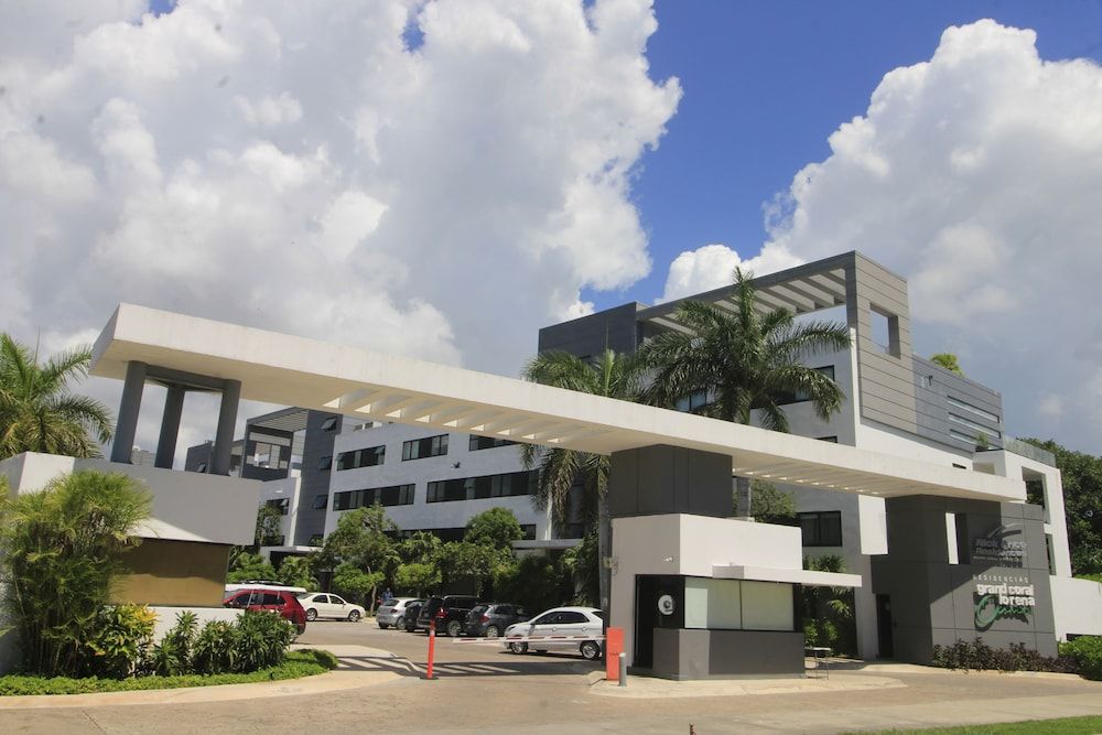 undefined Nick Price Apartments by Spot Rentals 3