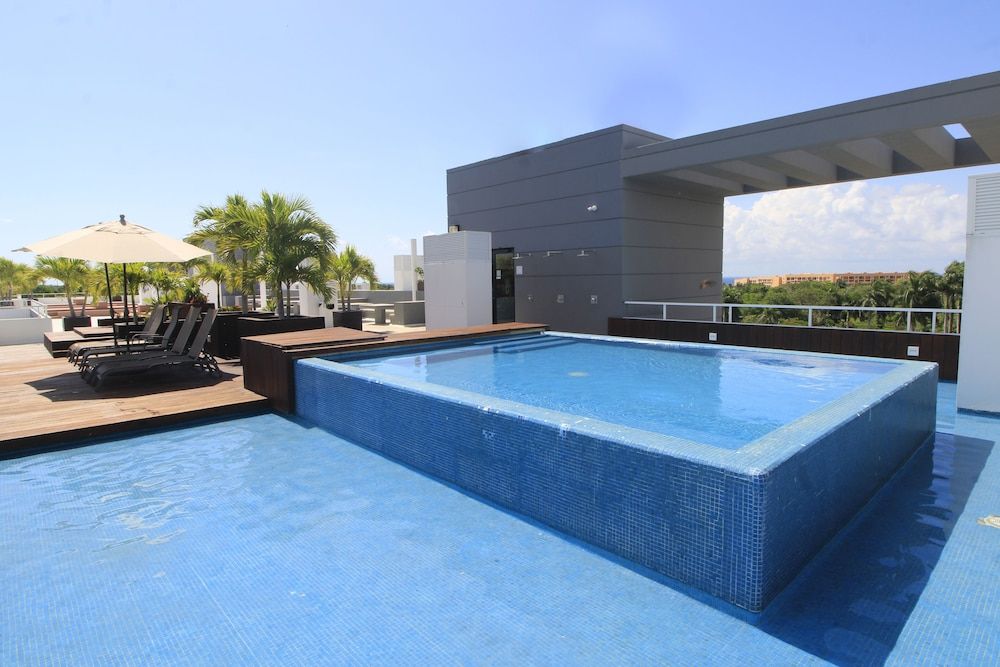 undefined Nick Price Apartments by Spot Rentals 6