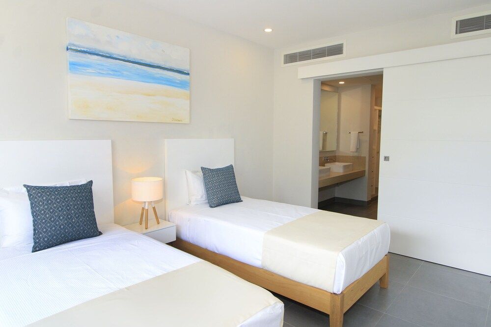 undefined Nick Price Apartments by Spot Rentals 10