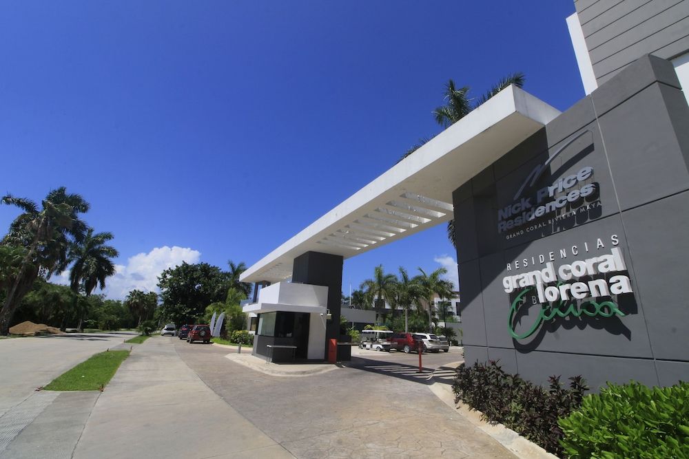 undefined Nick Price Apartments by Spot Rentals 2