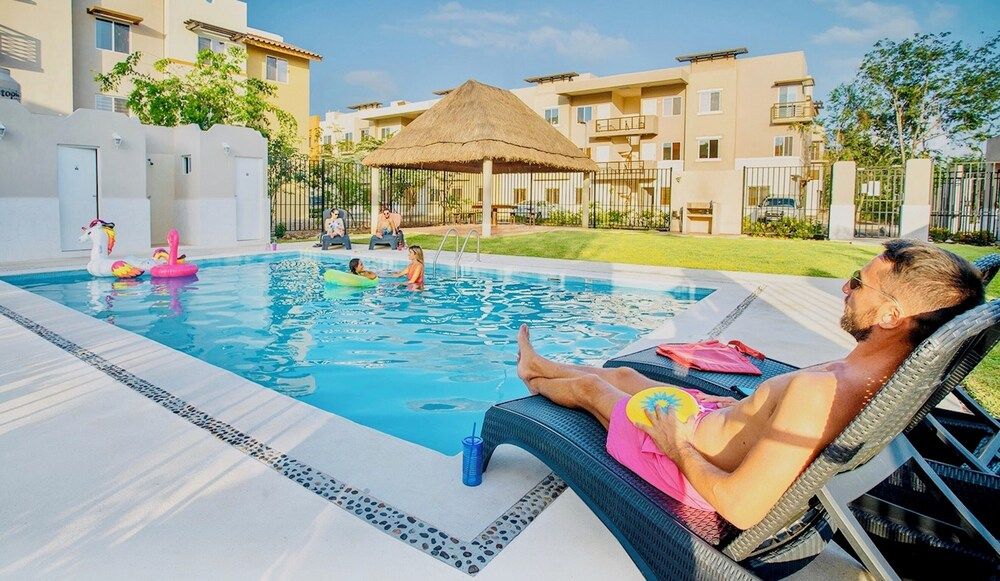 undefined Cozy 2-bedroom Apartment With Amenities 3